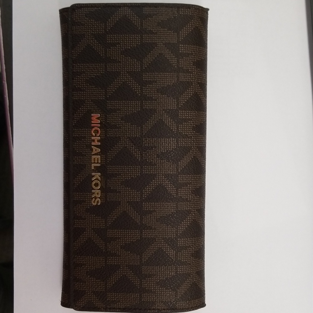 Michael Kors wallet
